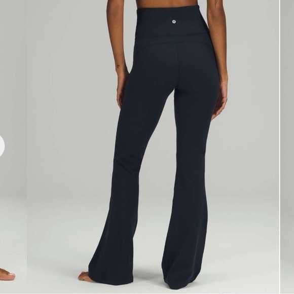 Lululemon Groove Super-High-Rise Flared Pant Nulu™True Navy - Picture 1 of 3